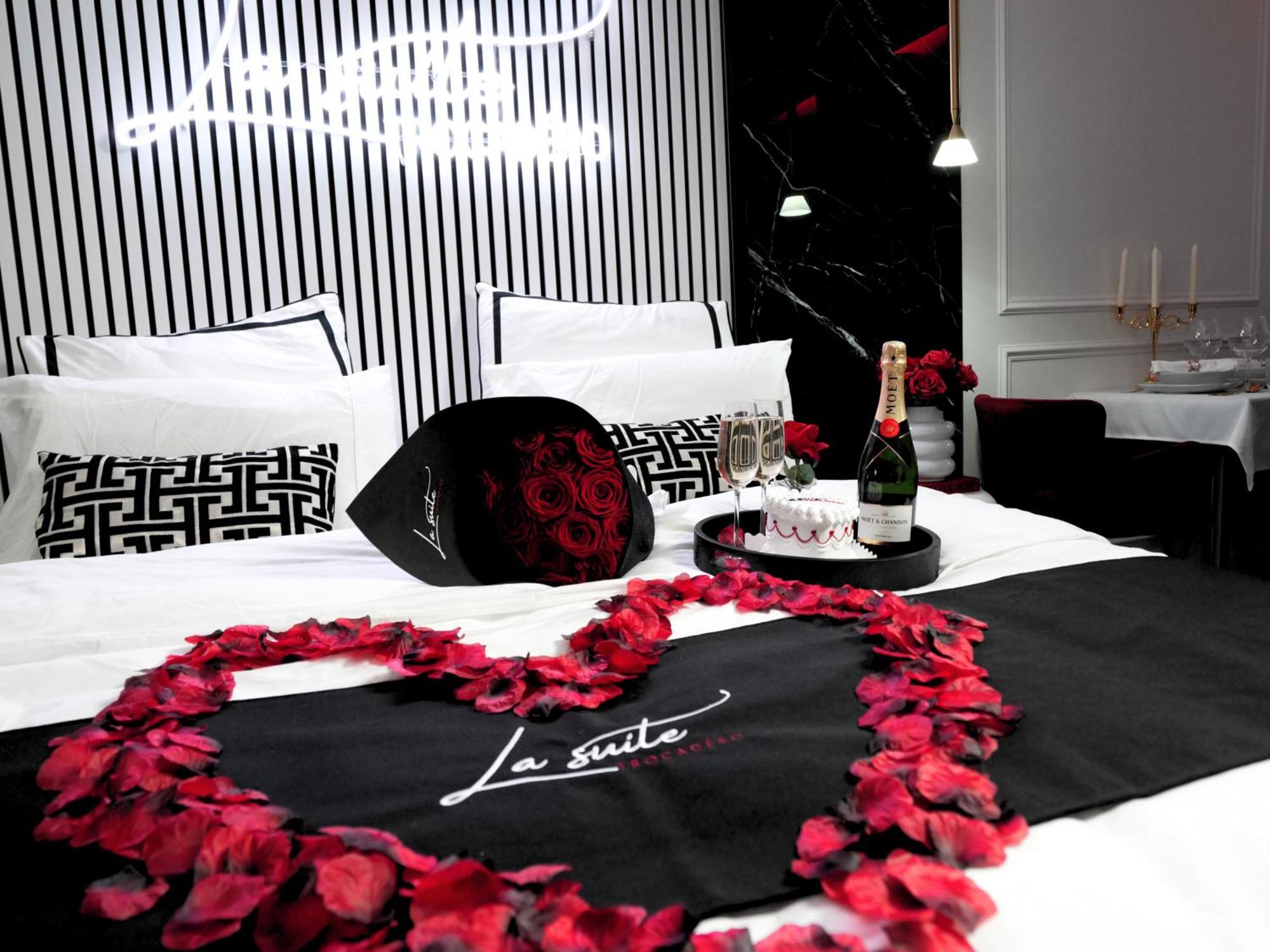 La Suite Trocadero - Jacuzzi Privatif Paris Exterior photo